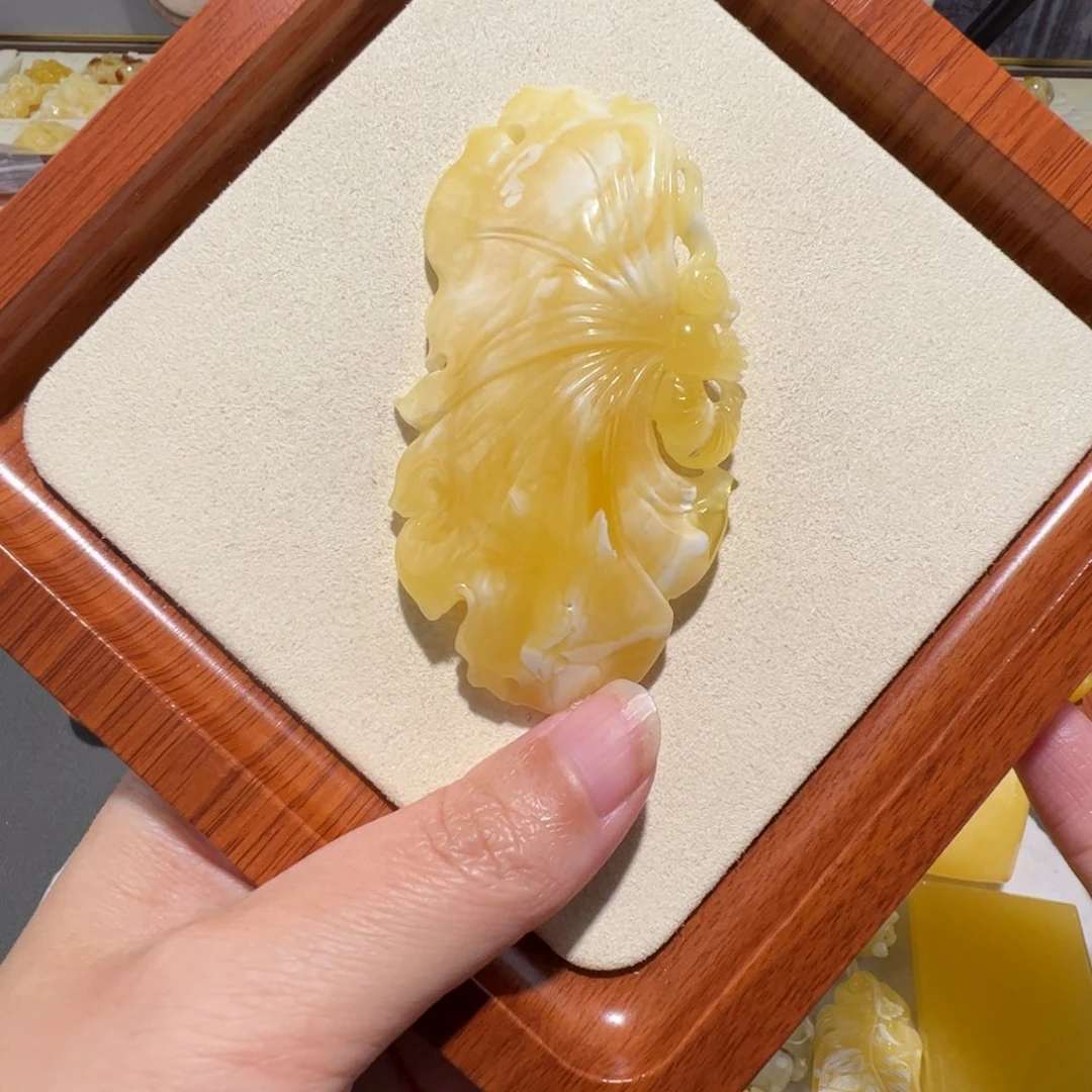 琥珀未镶嵌裸石蜜蜡