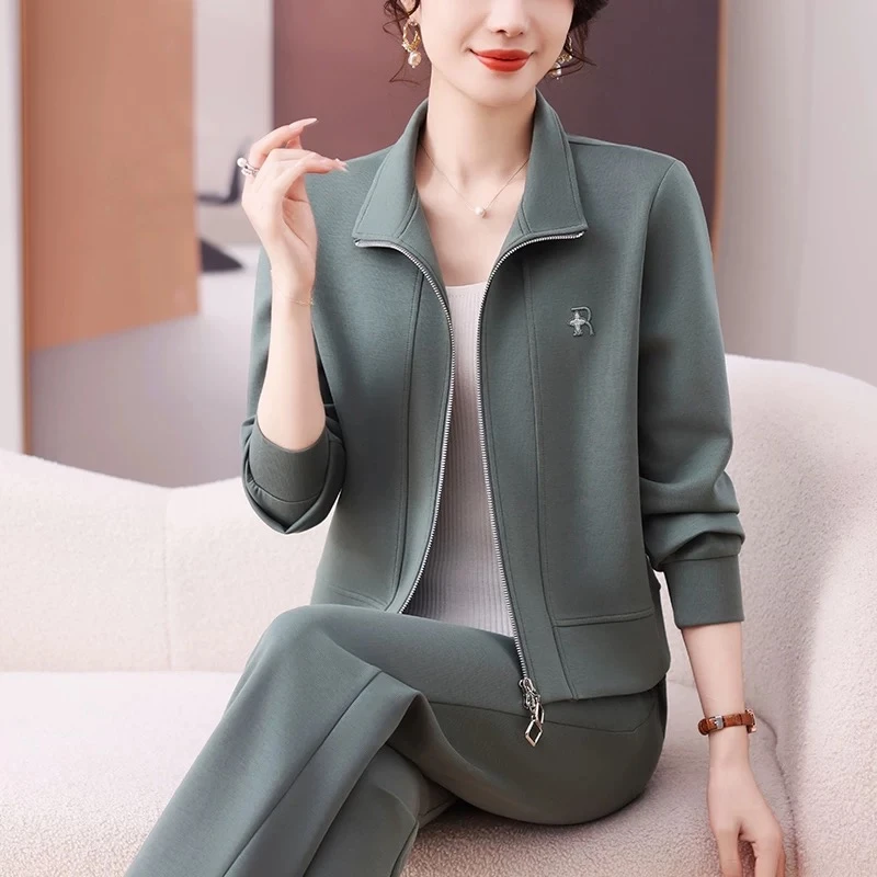 品牌妈妈运动服套装2025新款中老年女春装翻领外套春秋休闲两件套