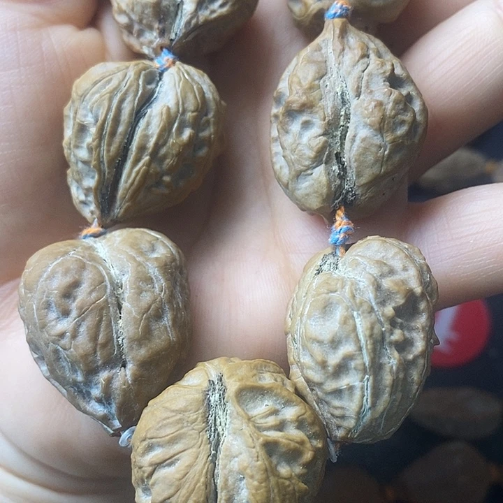 文玩核桃吊坠文玩异形秋子手持