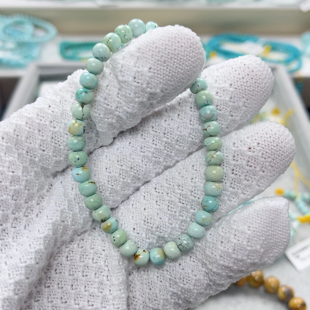 绿松石绿松石未镶嵌