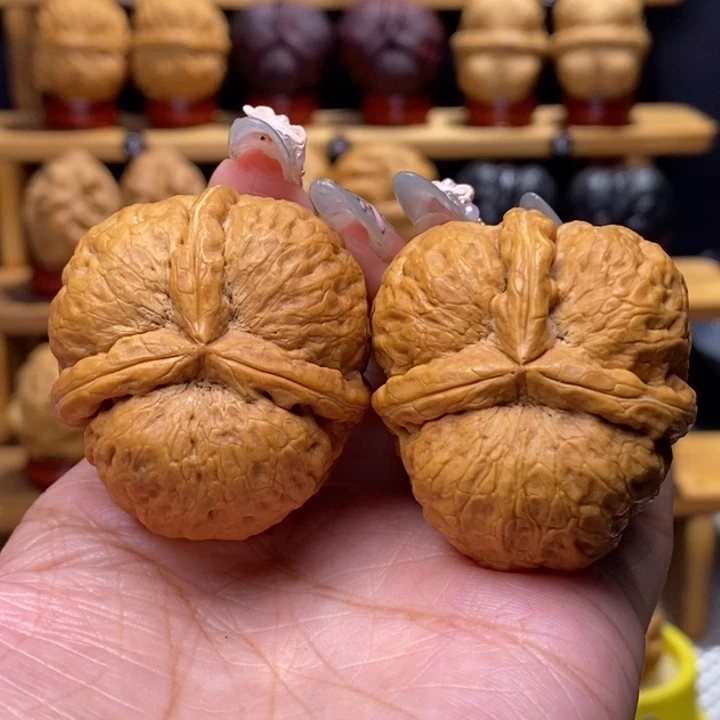 辣****把件文玩核桃炸三4号42尺