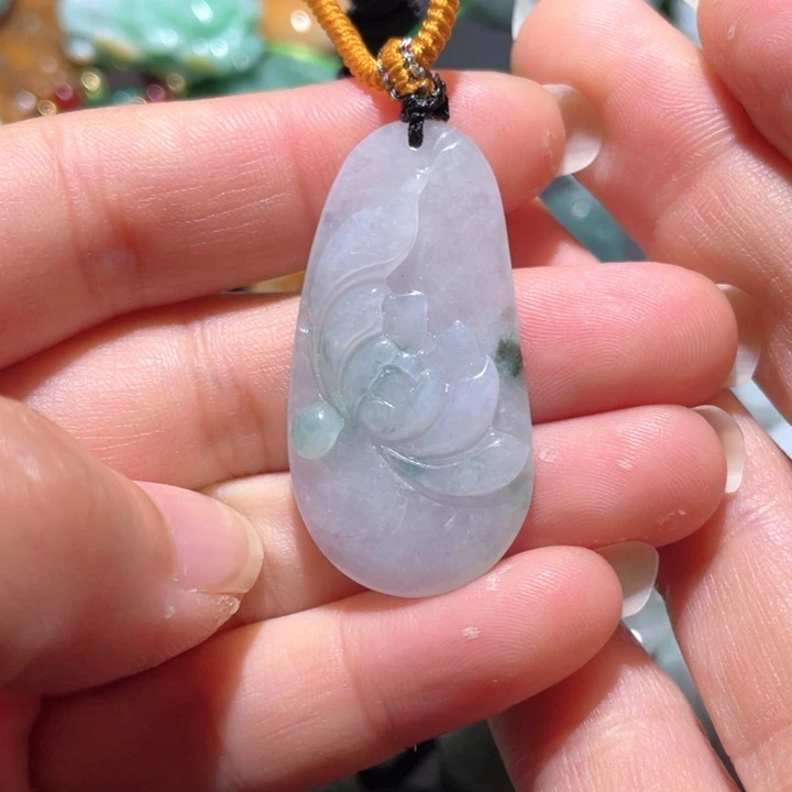 【闪购商品】翡翠颈饰未镶嵌天然翡翠