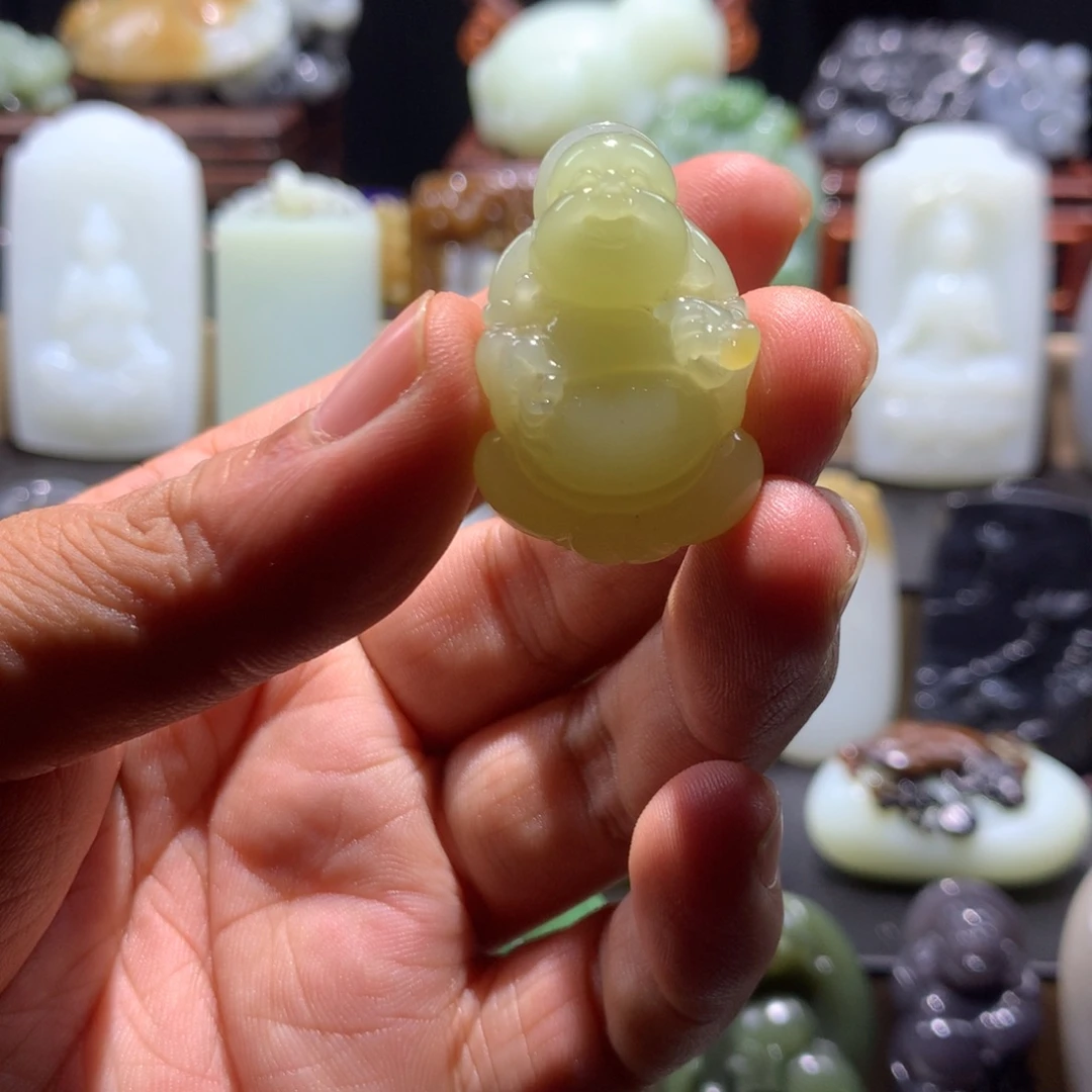 和田玉未镶嵌挂件