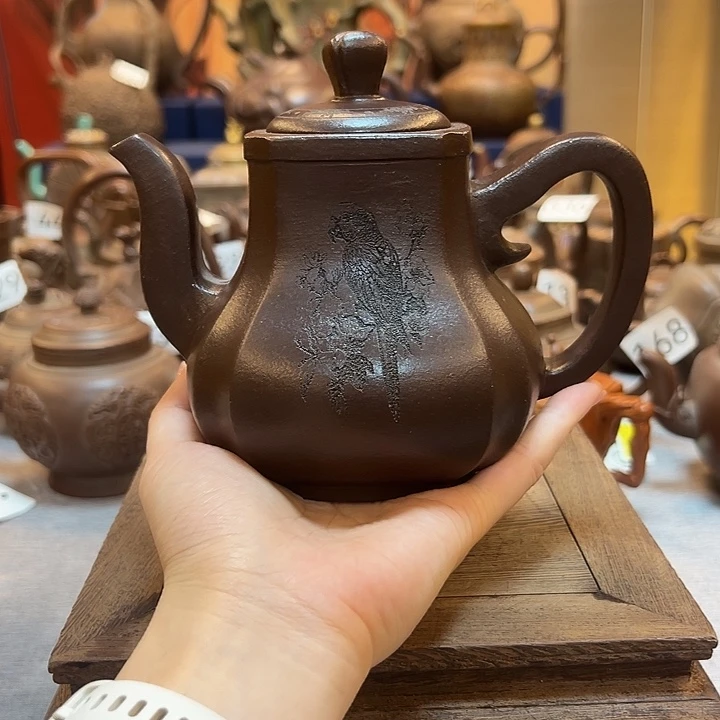 紫砂壶等艺术精品