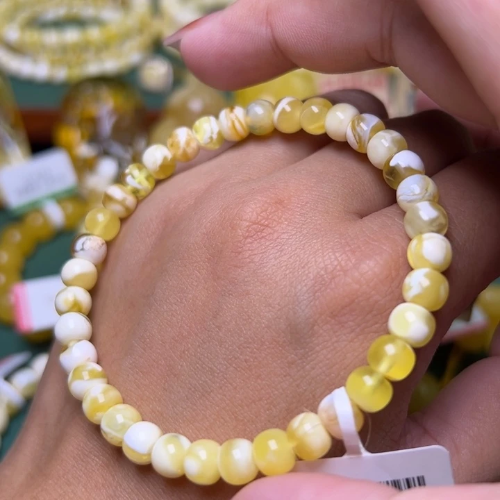 蜜蜡未镶嵌珠宝奇石