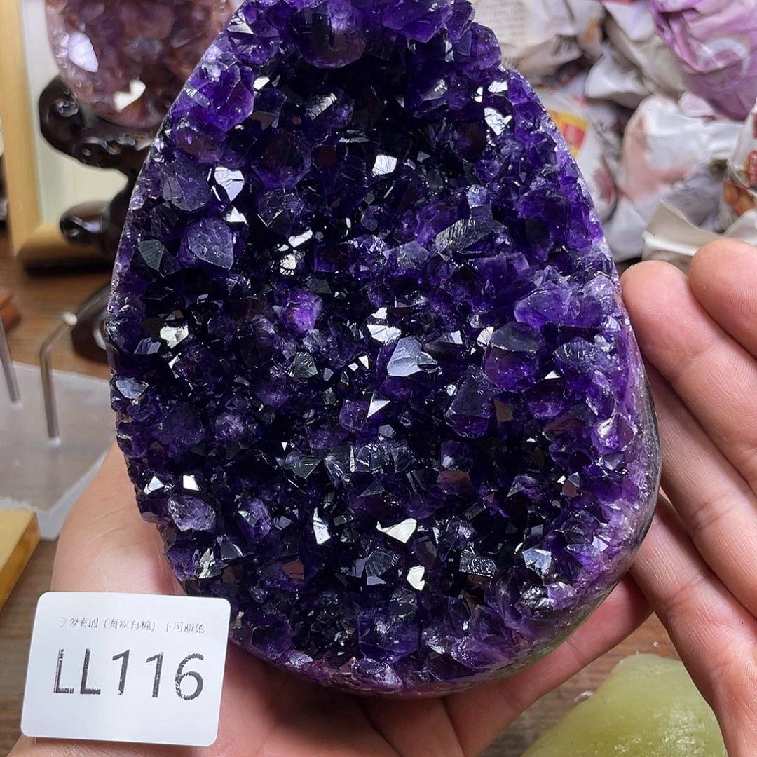 未镶嵌水晶大型摆件（非配饰）