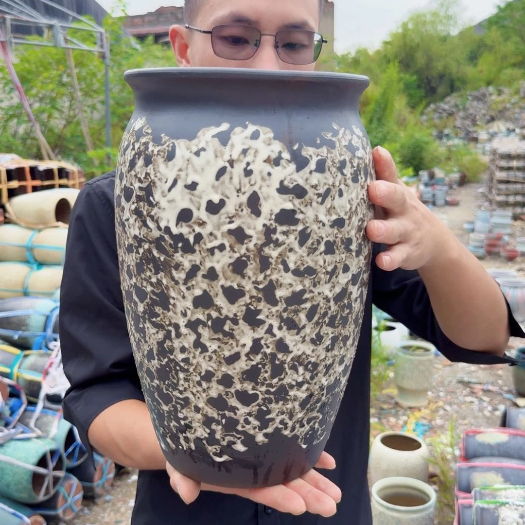紫砂花盆口20高33（一个黑色老庄姹寂