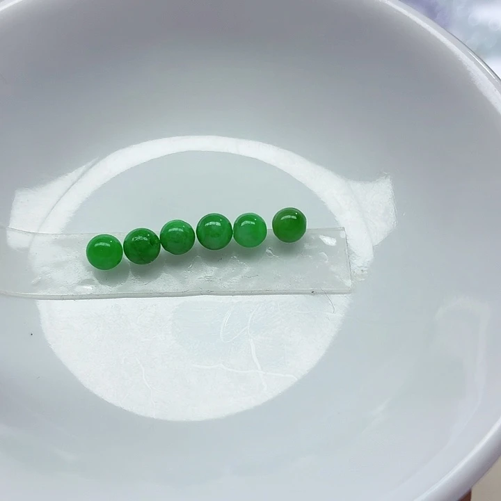 沐***沐翡翠未镶嵌手链天然缅甸翡翠A货