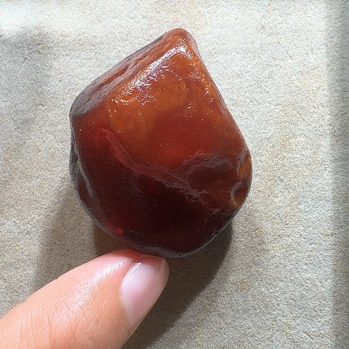 定制琥珀未镶嵌定制