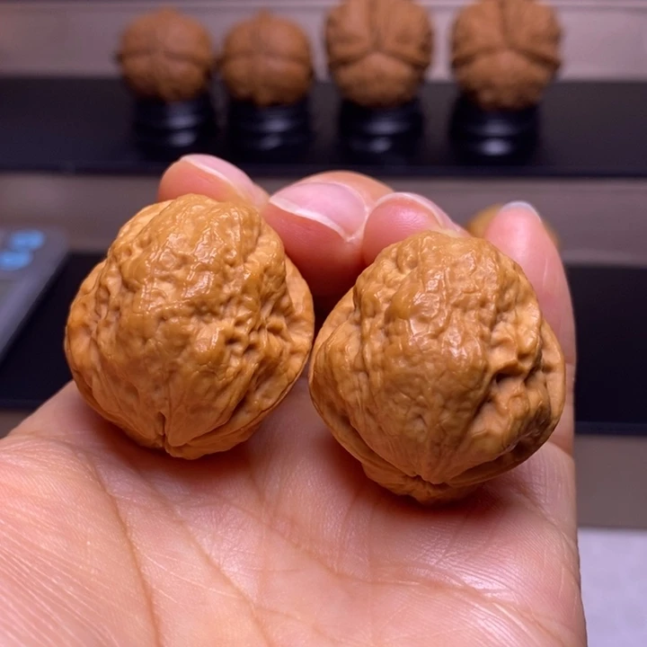 文玩核桃把件玉龙金蟾27