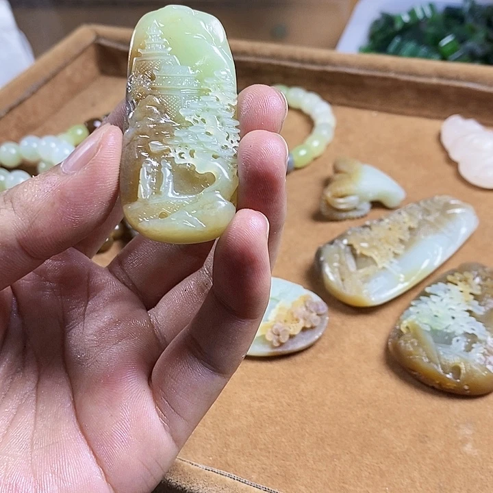 和田玉（糖玉）未镶嵌珠宝半成品唯****下