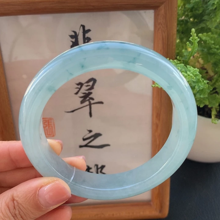 翡翠手镯未镶嵌翡翠手镯58