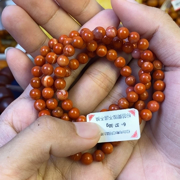 南红玛瑙未镶嵌珠宝奇石