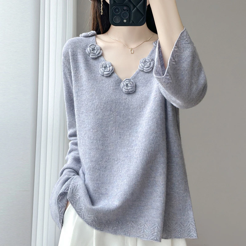 温柔风~V领喇叭袖重工钩花镂空100%羊毛衫宽松时尚针织衫毛衣2517