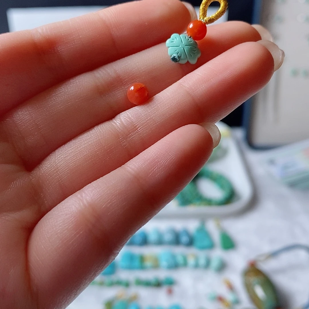 南红玛瑙颈饰未镶嵌