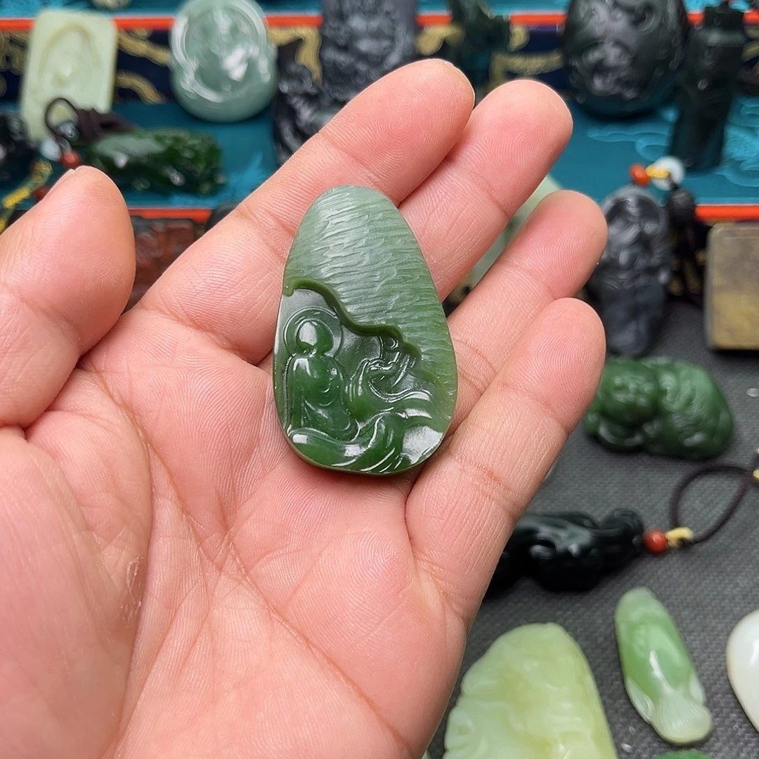 和田玉颈饰未镶嵌