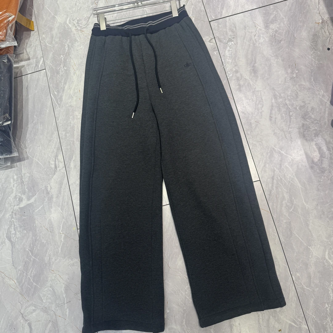 千2915 高品质面料冬款大码女装加绒加厚（超级厚）休闲弯刀裤