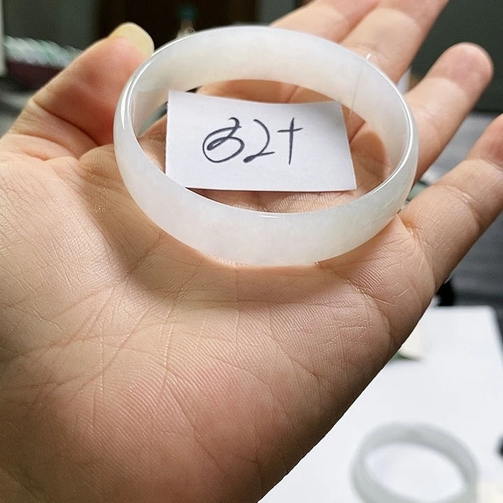 【闪购商品】未镶嵌手镯翡翠