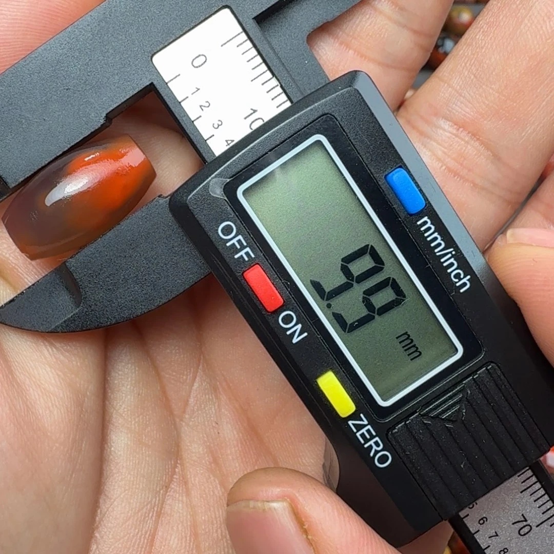 南红玛瑙未镶嵌挂件