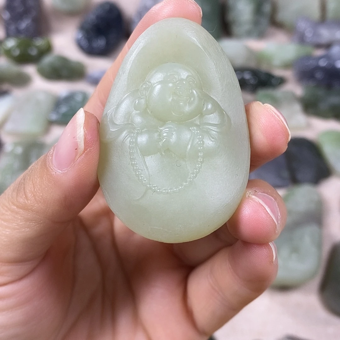 和田玉未镶嵌颈饰