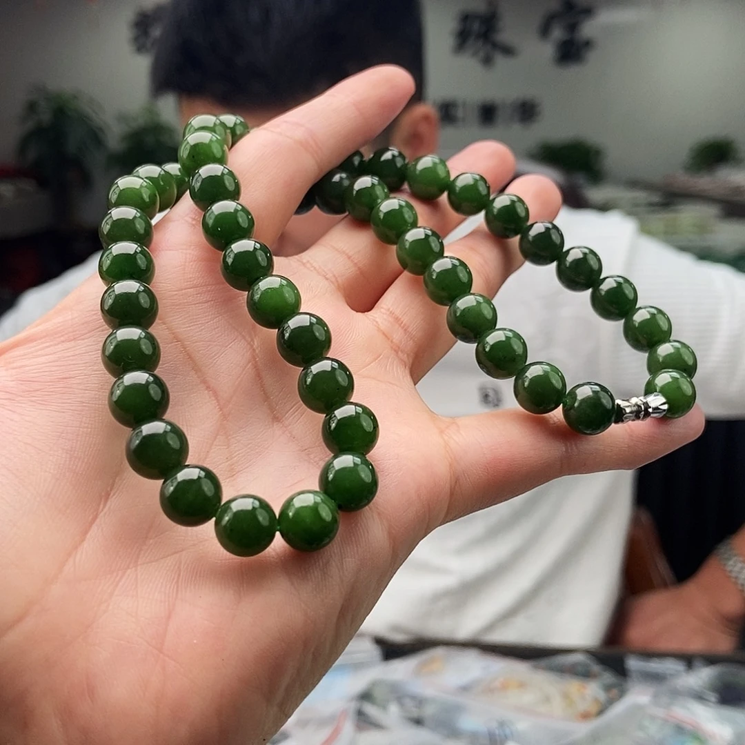 和田玉未镶嵌颈饰颜色多样性发拍一发一