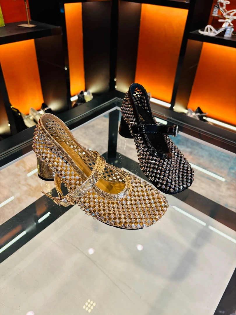 单鞋水钻圆头胶粘浅口高跟鞋纯色透气玛丽珍鞋15A3049