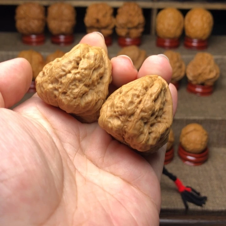 把件文玩核桃60箭毒蛙36尺