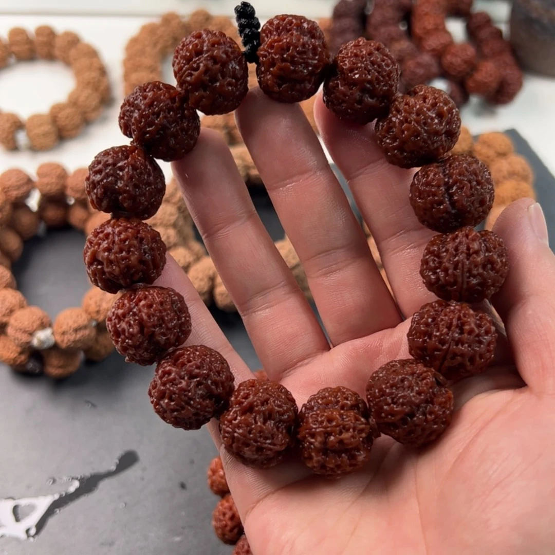 金刚菩提手串烛龙轻奢21（头部皮色略浅）