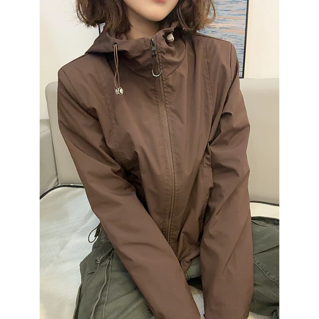 2025 秋季新款时尚防风短款收腰连帽风衣工装韩版休闲外套女