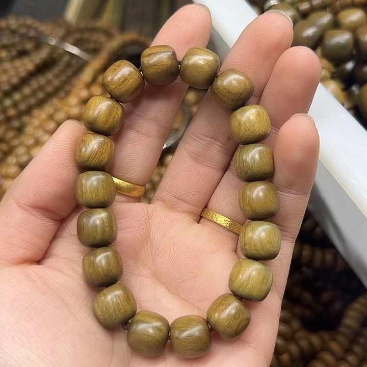 维腊木（绿檀）手串/手链
