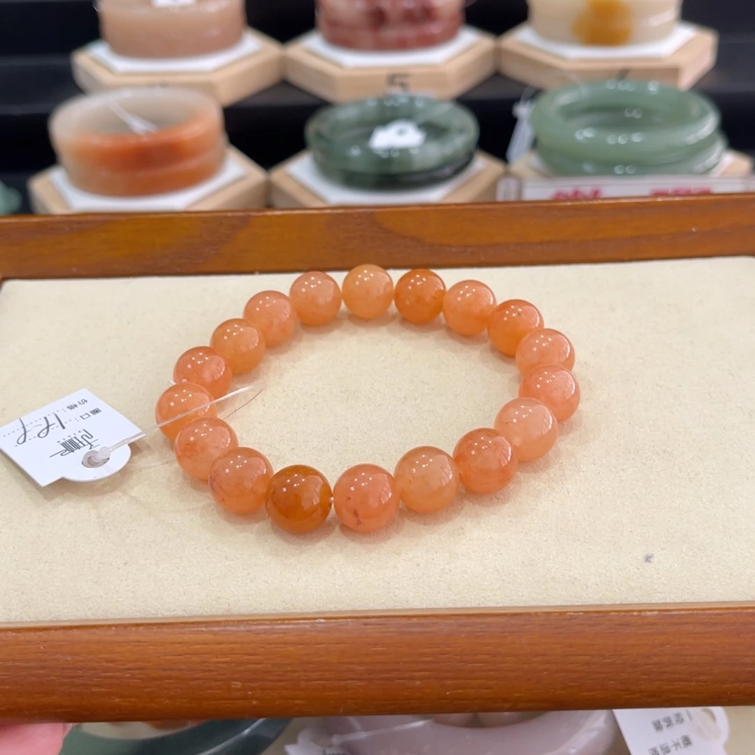 未镶嵌手镯石英质玉