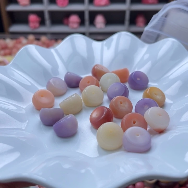 白玉菩提吊坠q15mm/33颗多宝蒜瓣