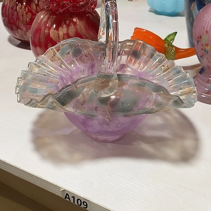 花篮高22厘米宽22厘米