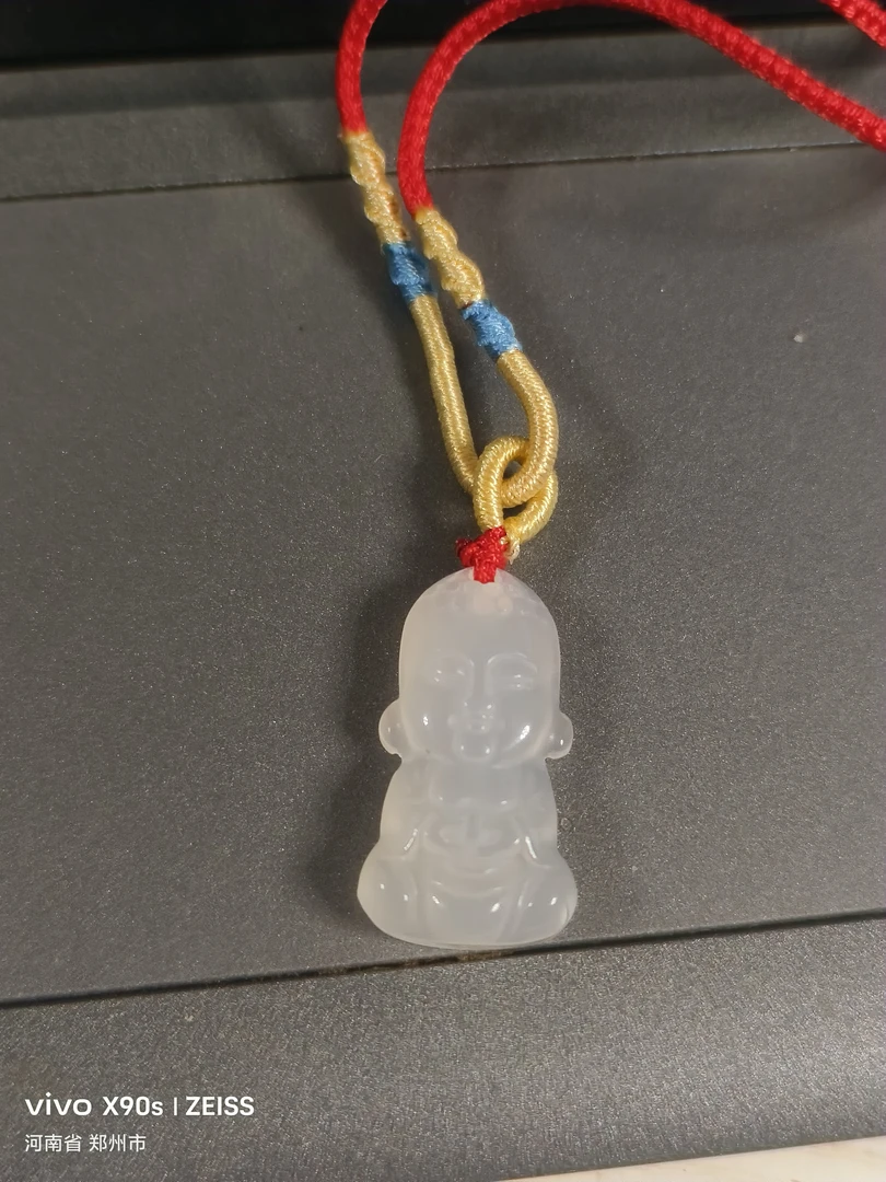 天然玛瑙玉髓吊坠宝宝佛可爱吊坠白冰冰透送礼挂饰挂件儿童