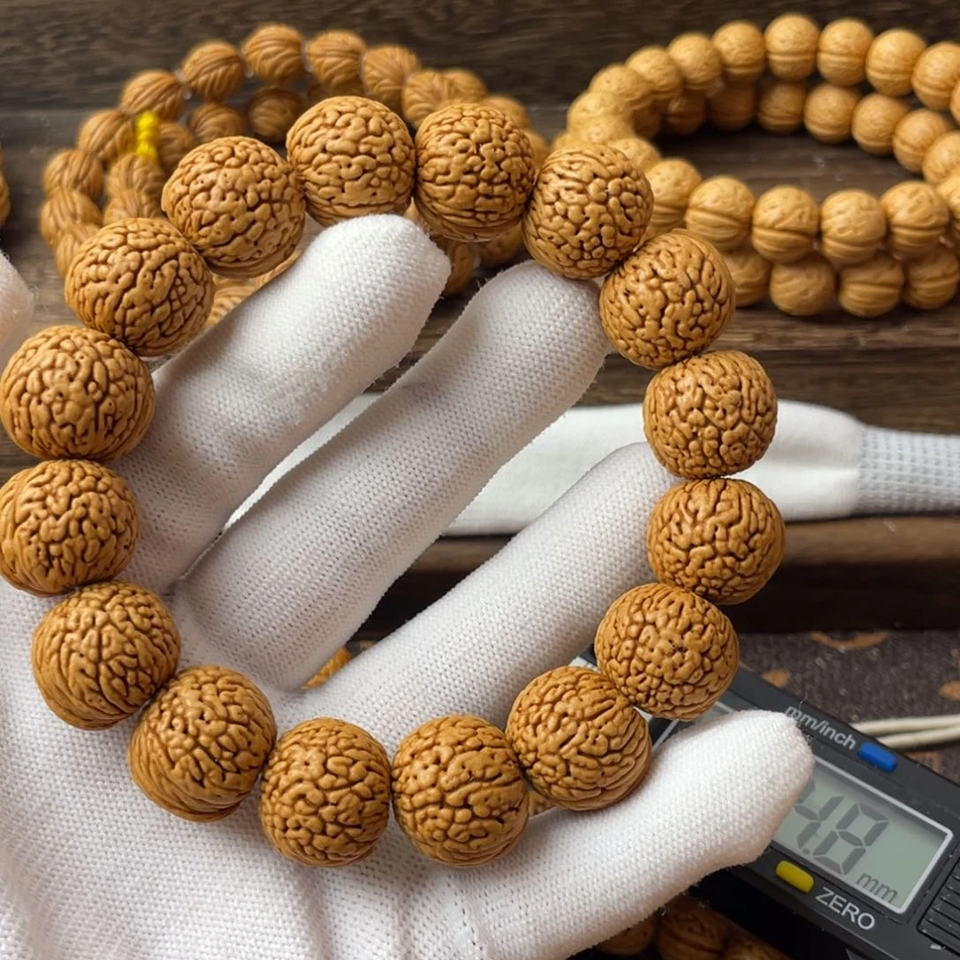 吊坠桃核野生蚂蚁蛋