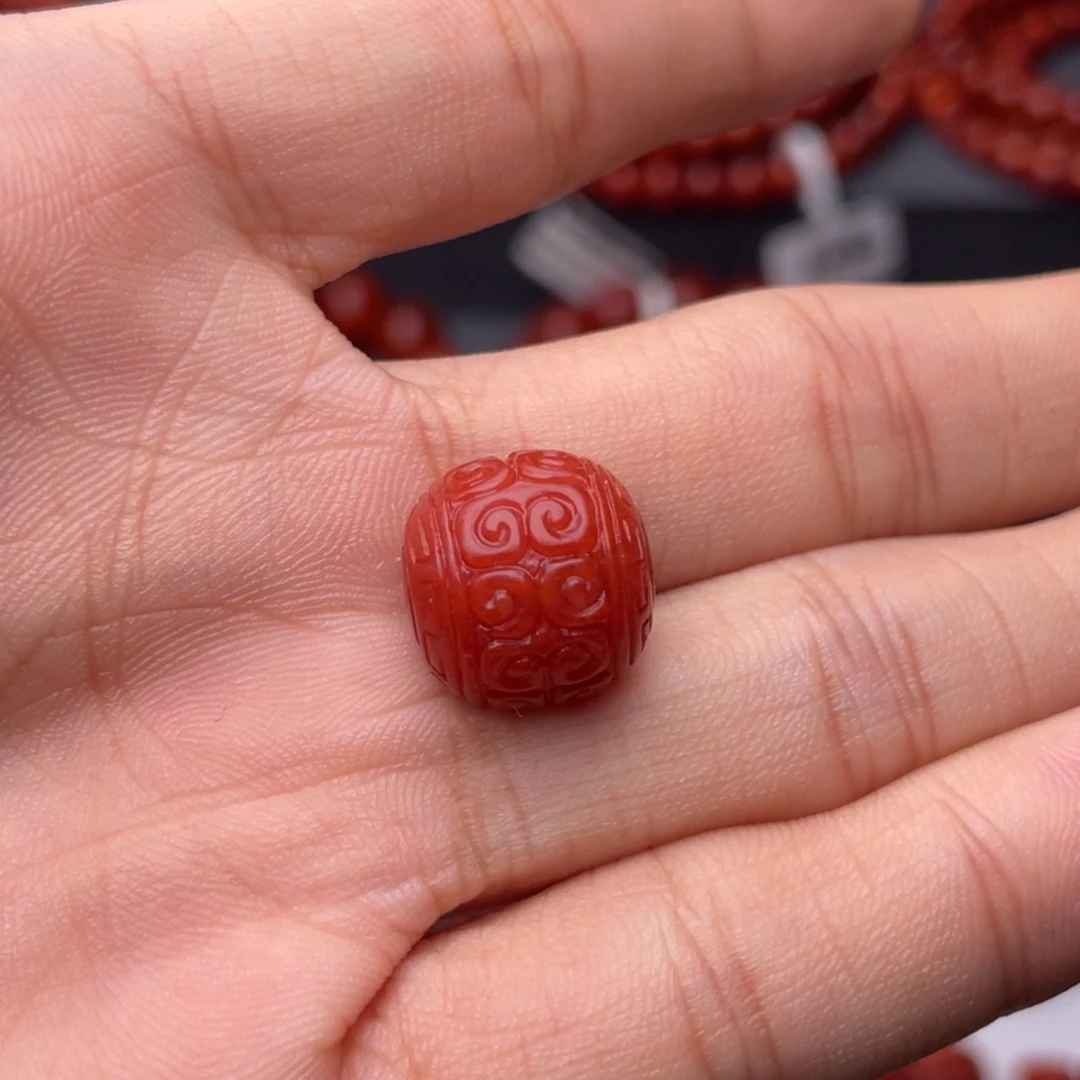 蓝***恒南红玛瑙未镶嵌手串H14mm保山回纹老型