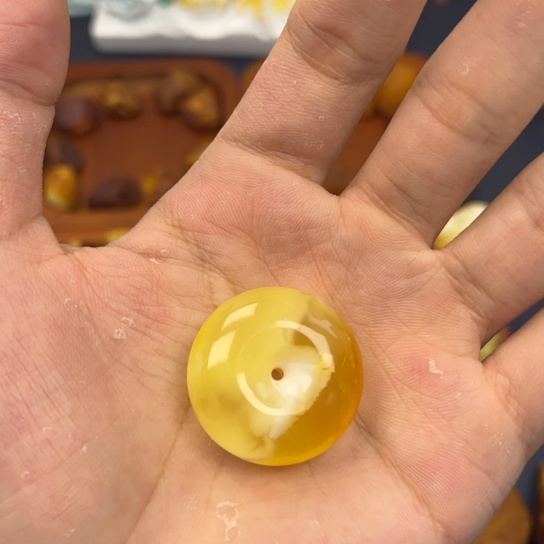 定制琥珀蜜蜡定制
