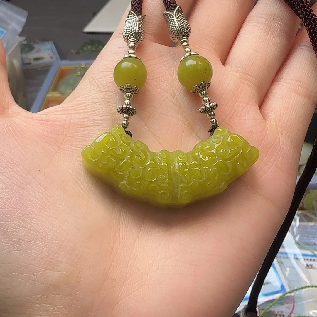 吊坠一套发现货带绳子一一