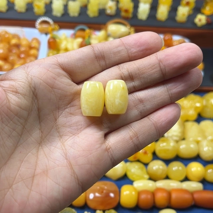 琥珀未镶嵌裸石卡12加浓蜡妖花桶珠