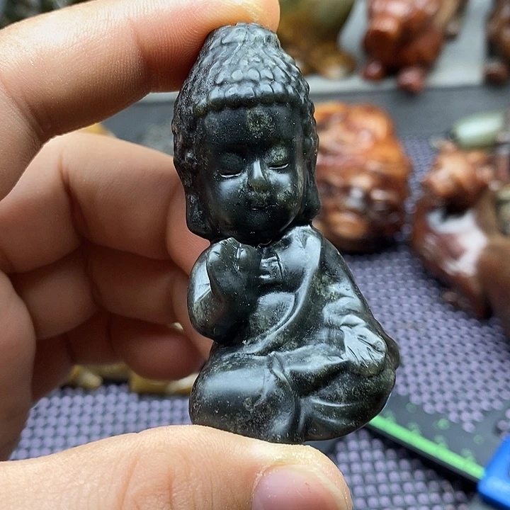 未镶嵌蛇纹石玉颈饰