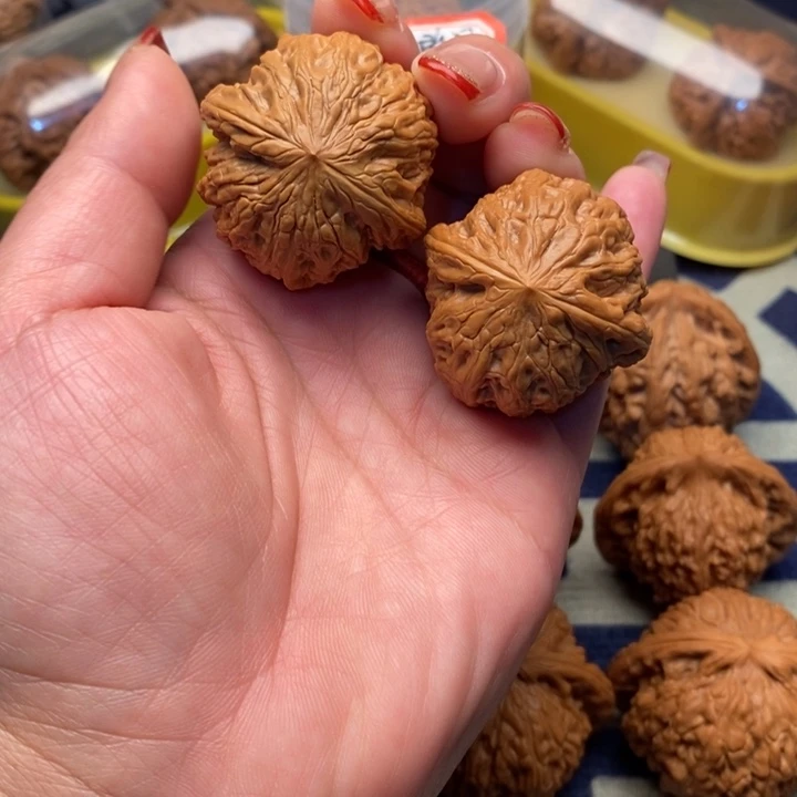 文玩核桃把件铁锤