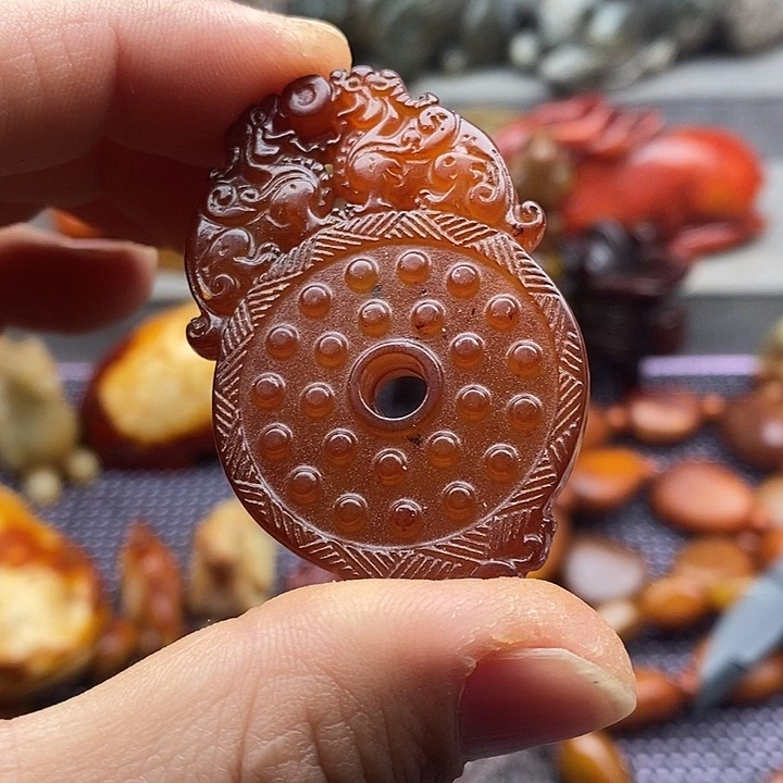 未镶嵌蛇纹石玉颈饰