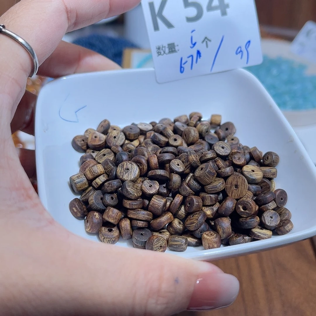 水晶珠宝半成品未镶嵌J54。