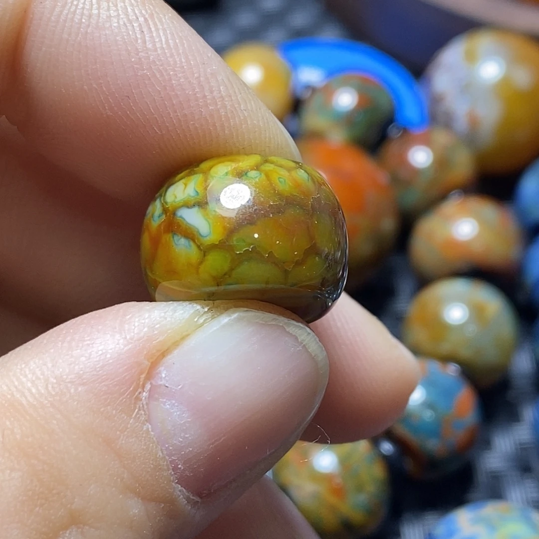 任***行玛瑙/玉髓未镶嵌颈饰