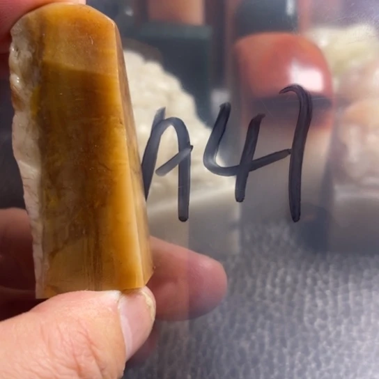 老挝石?****看老挝和老挝