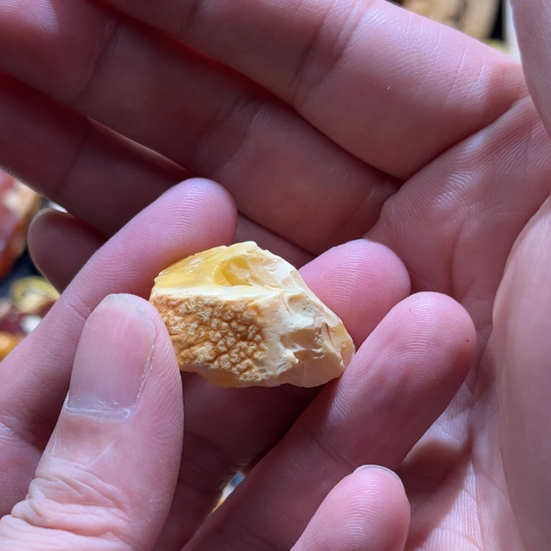 墨***沙定制琥珀未镶嵌我