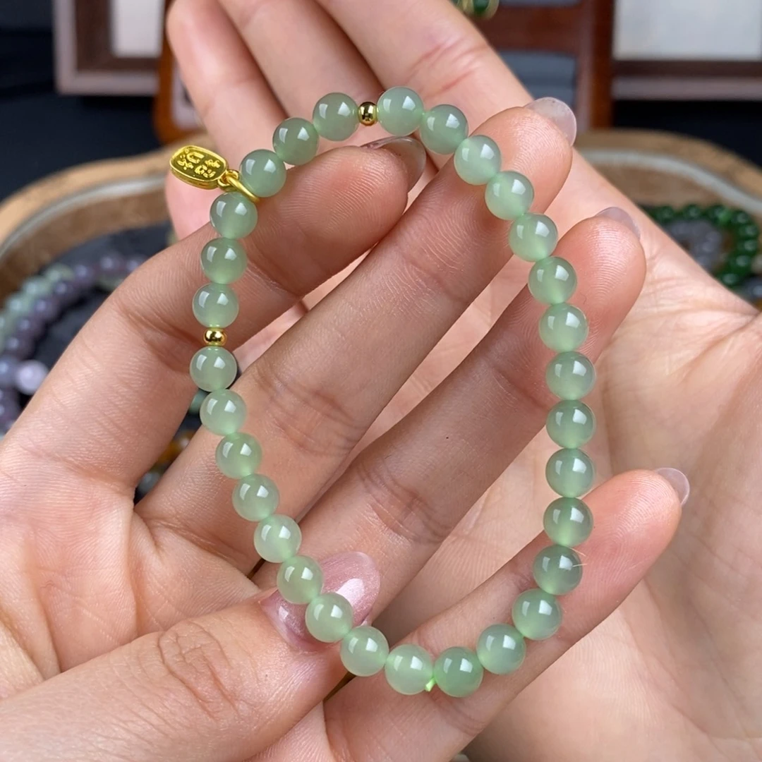 和田玉冰晴猫眼6mm未镶嵌