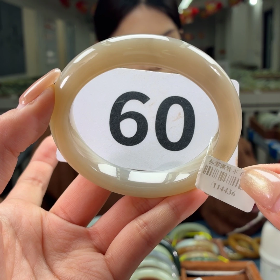 和田玉未镶嵌手镯59 60