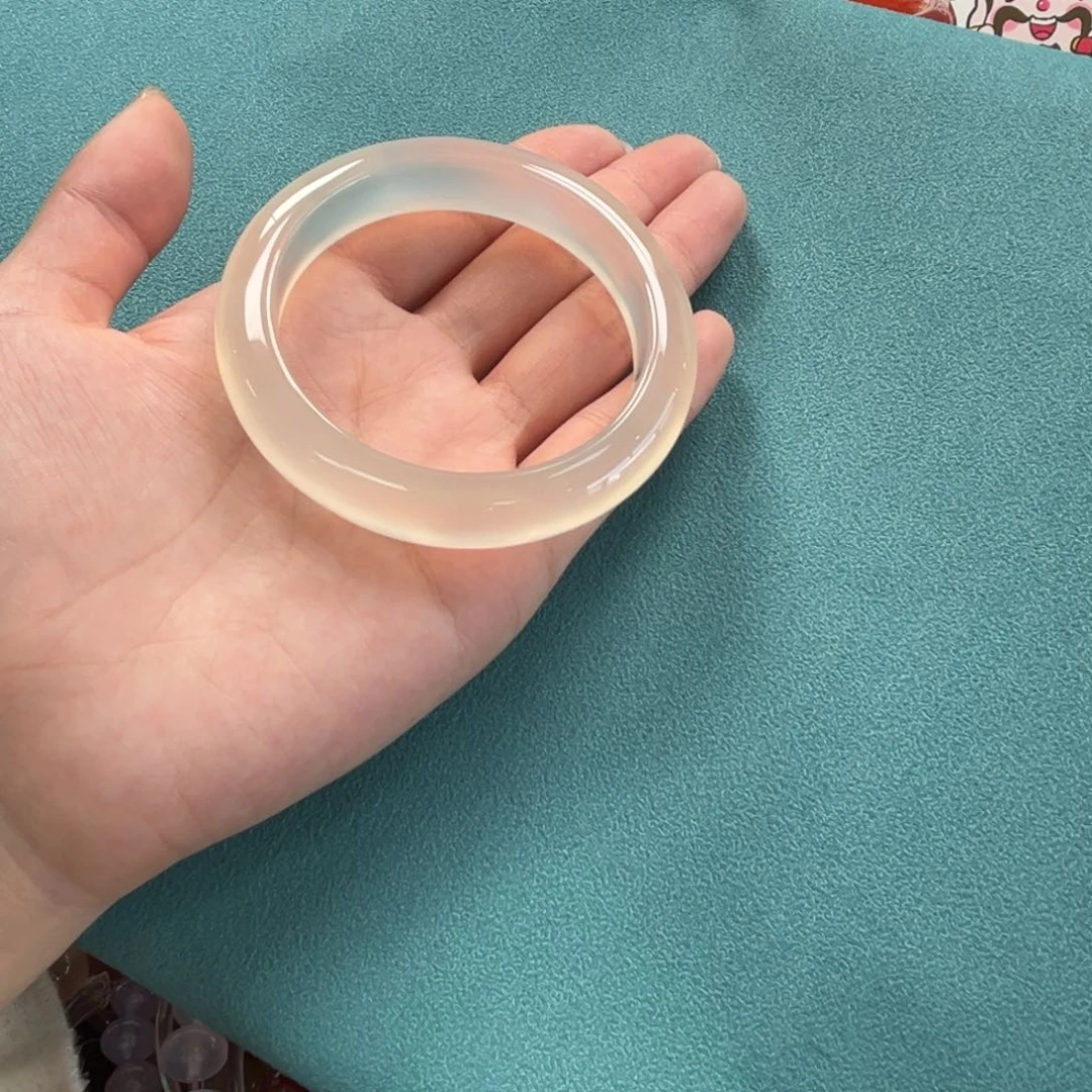 手镯玛瑙/玉髓未镶嵌