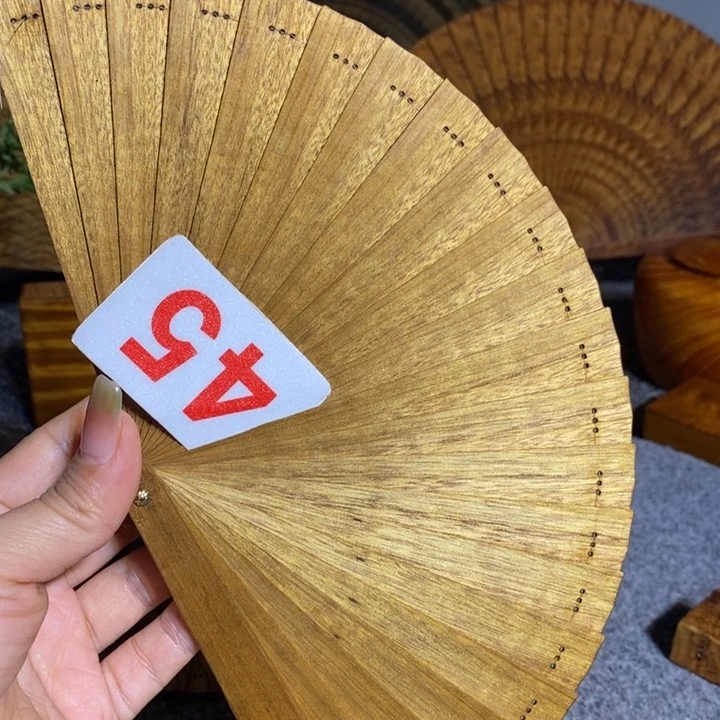 金丝楠静***花金丝楠木扇子
